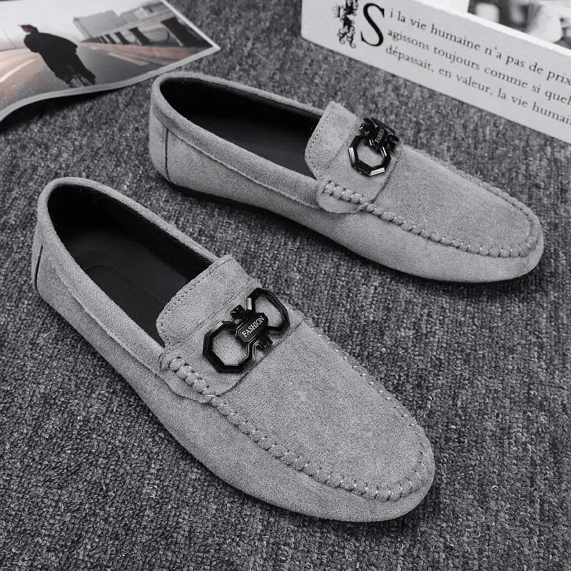 Men's black and grey suede and leather casual shoes with rubber sole