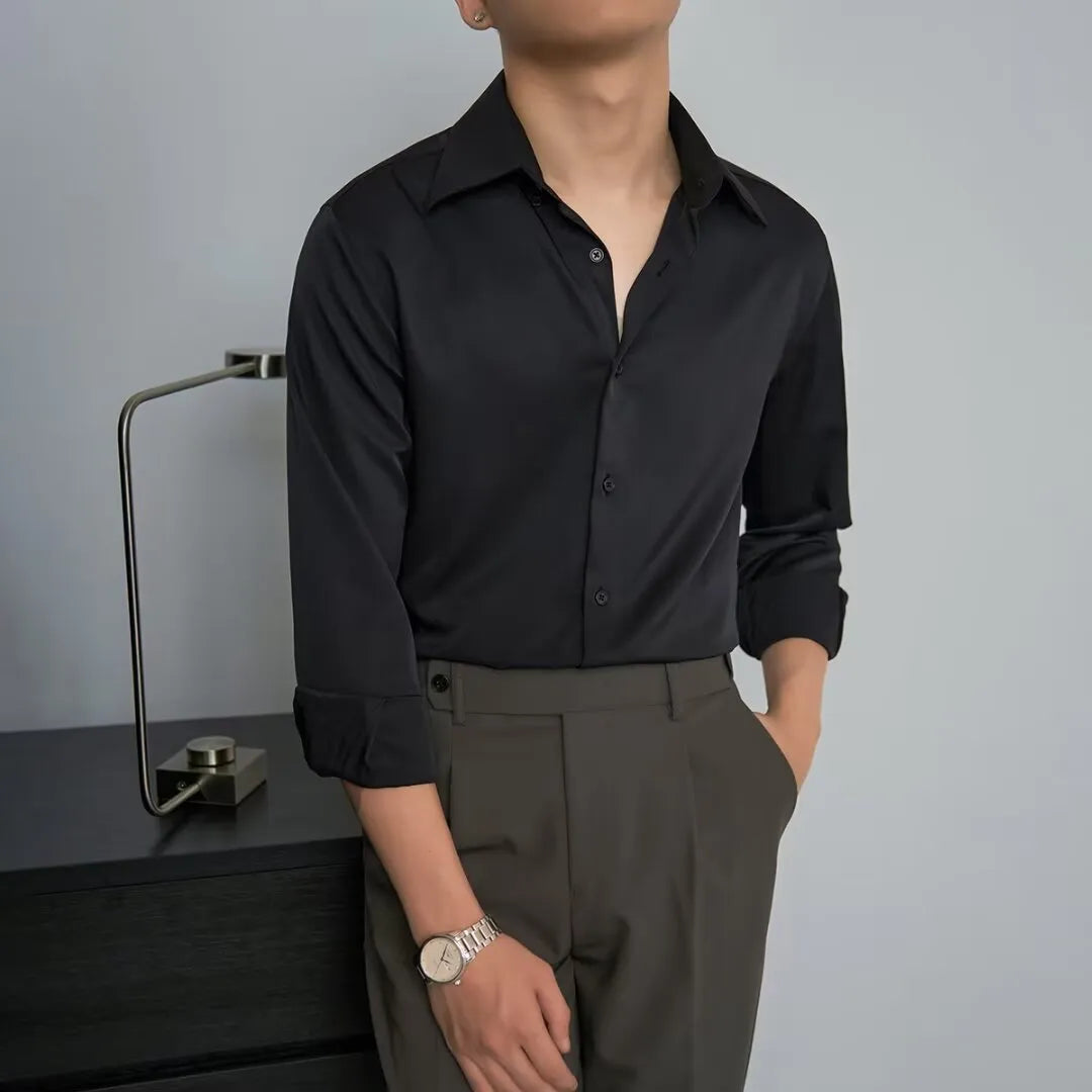 Men's black Korean style cardigan shirt with long sleeves and Japanese retro design elements