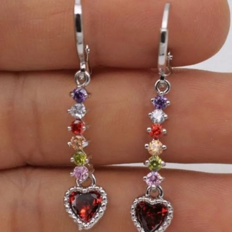 Women's heart-shaped earrings in gold or silver colour with alloy construction and electroplated finish