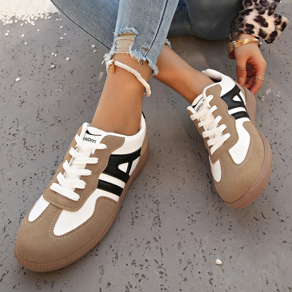 Women's retro colour matching lace-up jogging shoes with low platform heel and cross strap details
