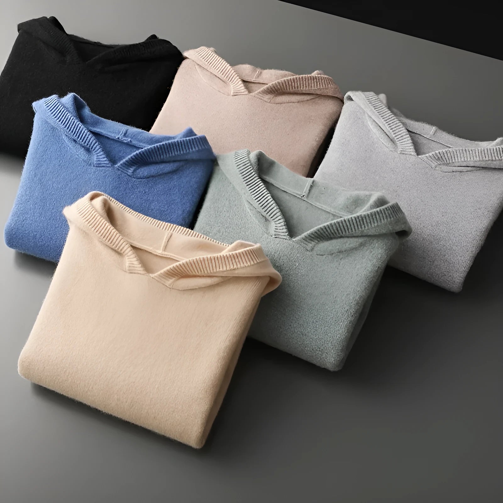 Men's cashmere hooded thickened sweater loose fit long sleeve pullover in solid colour, front view