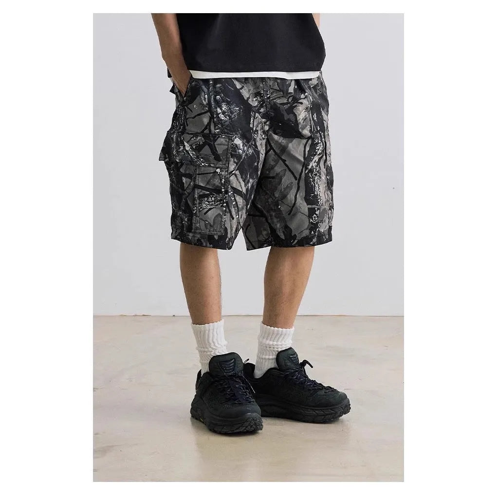 Men's loose straight-leg denim shorts with elastic waist in black or army green colour