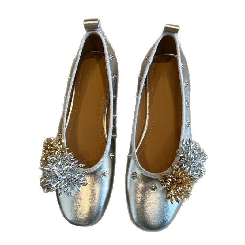 DIY flower rivet Mary Jane shoes in silver, black, or green with sheepskin upper, buckle strap, and flat rubber sole.