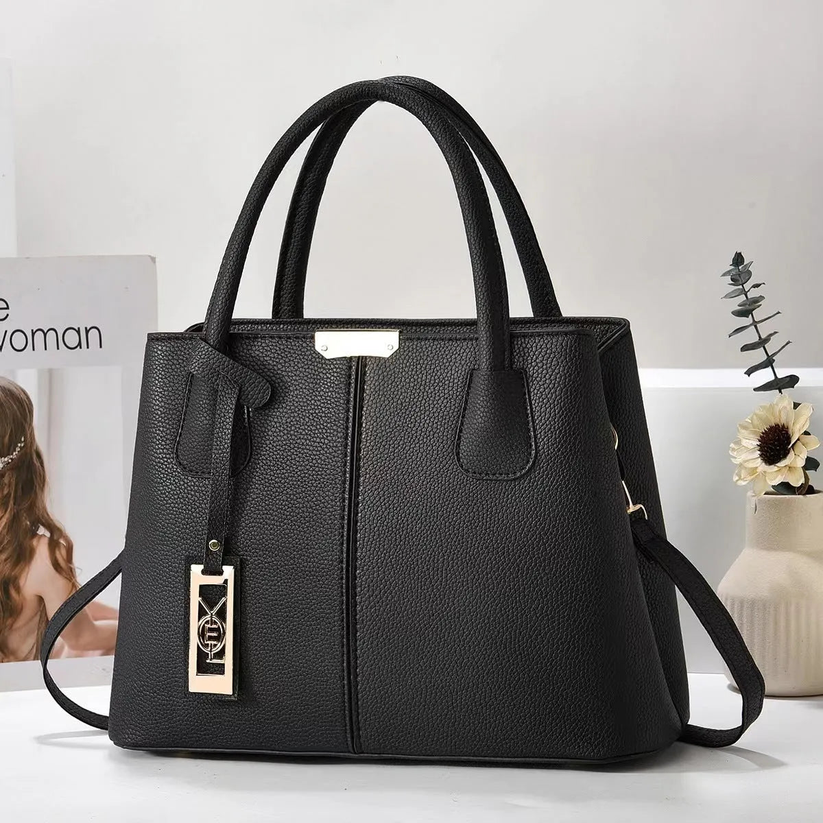 Women's large capacity PU leather shoulder handbag in horizontal square design with single strap