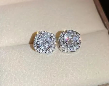 Square diamond geometric earrings for women in silver and gold alloy with cold style fashion design