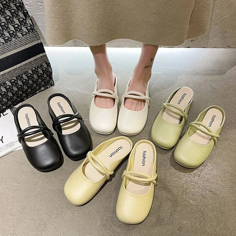 Women's baotou flip flop sandals in black, beige, or green with a plastic upper.