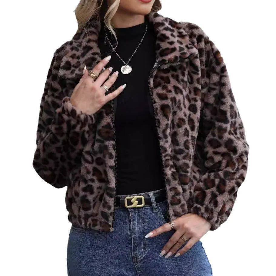 Women's loose long-sleeve leopard print plush coat with a zip front and raglan sleeves.