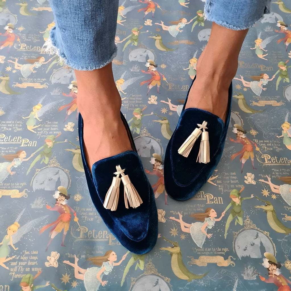Low-cut tassel flat pumps for women in suede with shallow mouth, blue colour, size 34-43