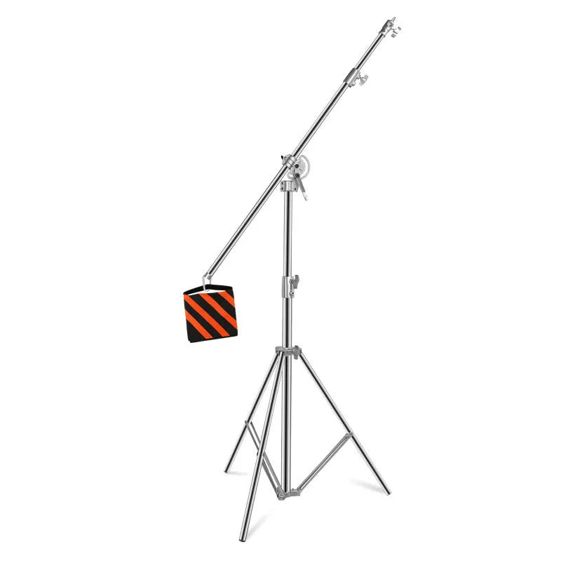 Stainless steel ceiling lamp rack extended to maximum 380cm height with cross arm for photography lighting