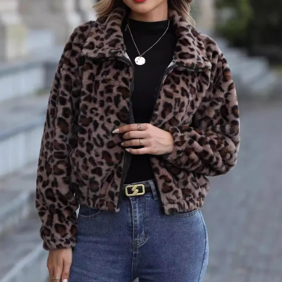 Women's loose long-sleeve leopard print plush coat with a zip front and raglan sleeves.