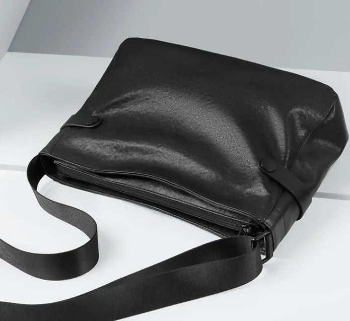 Men's genuine leather crossbody bag black waterproof solid colour patchwork design fabric lining