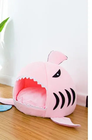 Shark-shaped pet bed for small dogs and cats in crystal velvet fabric