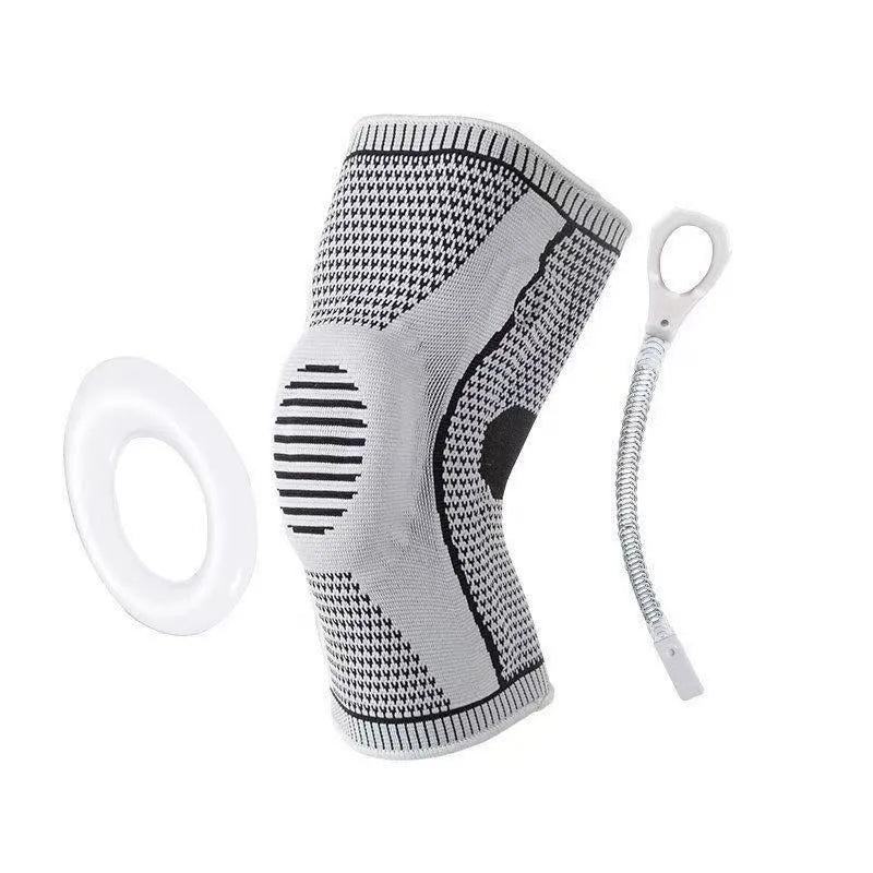 Polyester knee protective gear for riding sports with spring-supported strap compression, sizes M to XXL