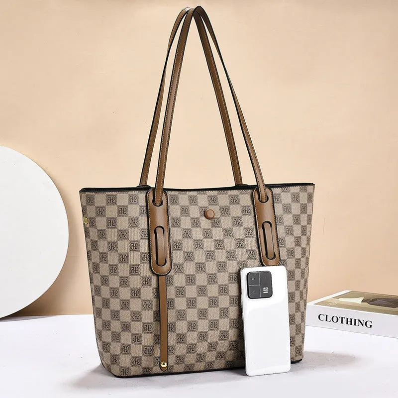 Women's retro shoulder messenger bag in soft PU with chessboard pattern and horizontal square shape