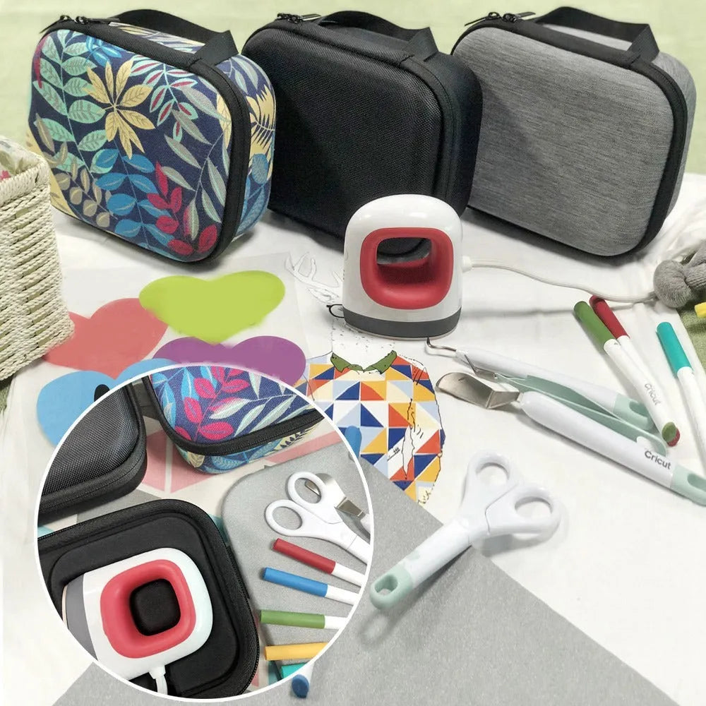 Cricut Easy Press Mini storage bag in hard EVA and nylon with carrying handle and double zippers