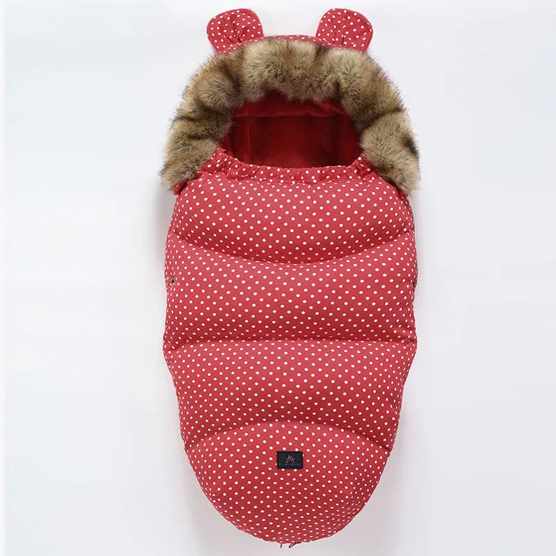 Baby stroller sleeping bag in silkworm cocoon style, shown in a colour option, measuring 100 by 48 centimetres.