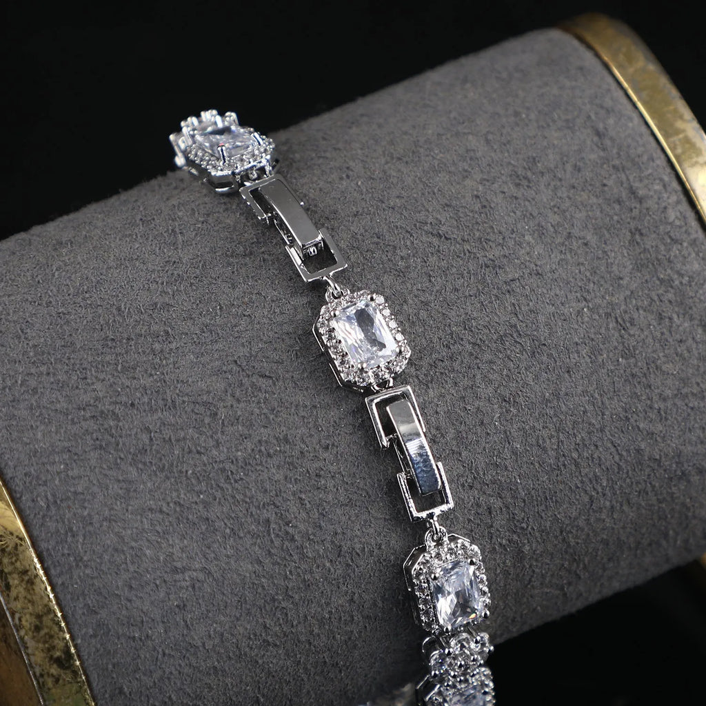 Copper real white gold full zircon claw chain bracelet for women, silver colour, floral geometric design