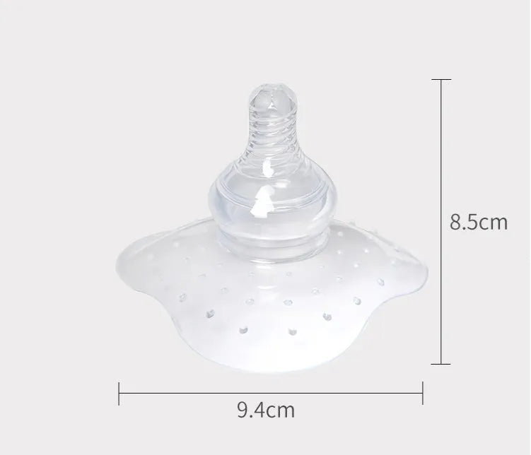 Nipple protector for breastfeeding mothers in petals or transparent colour