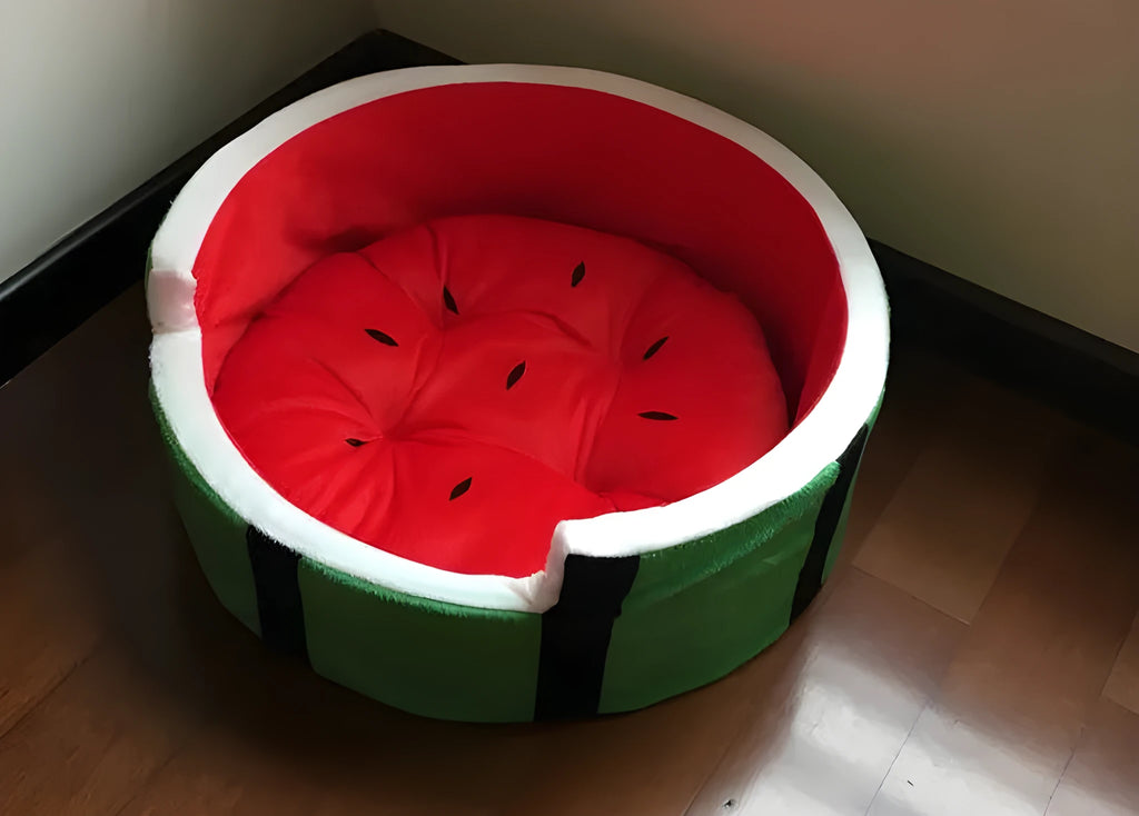 Watermelon pet kennel bed in Shu cotton, Watermelon Bed colour, for cats and small dogs in S, M, or L