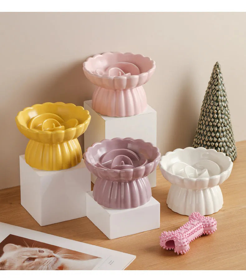 Ceramic flower pool slow feed dish for cats and small dogs with higher edges, in white