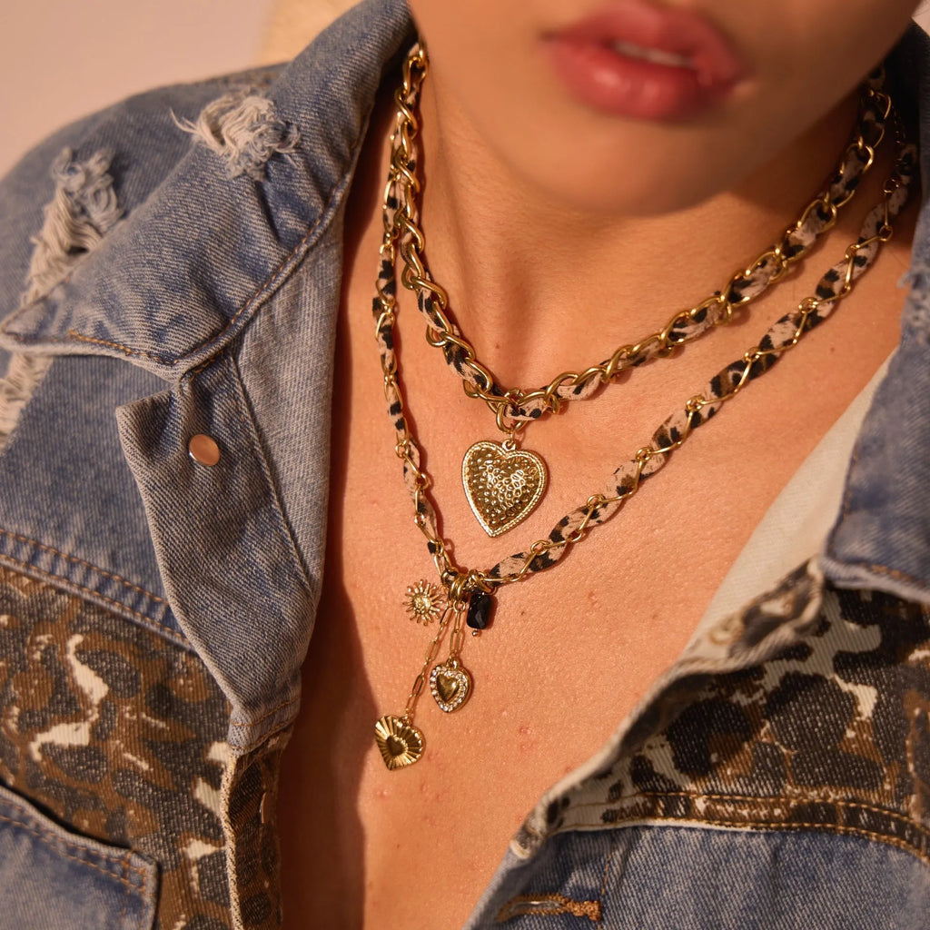 Stainless steel leopard love pendant necklace with gold electroplating on adjustable chain