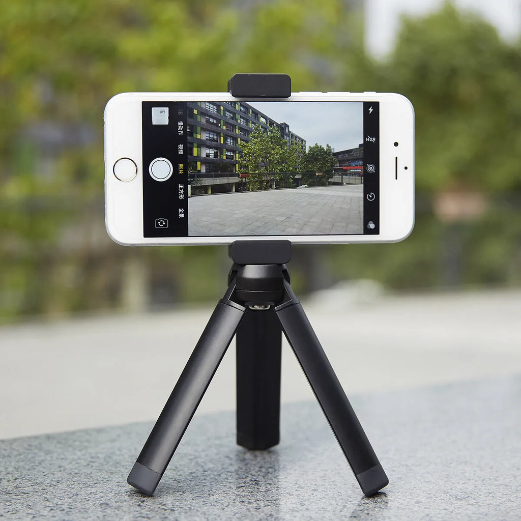 Aluminium alloy handheld bracket for mounting Apple iPhone on table top tripod