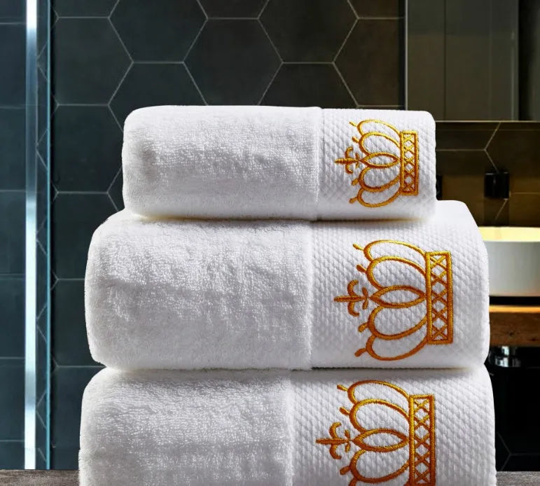 Cotton gift towel with custom embroidery, available in multiple sizes including 32x32cm and 70x140cm, for hotel or sauna use