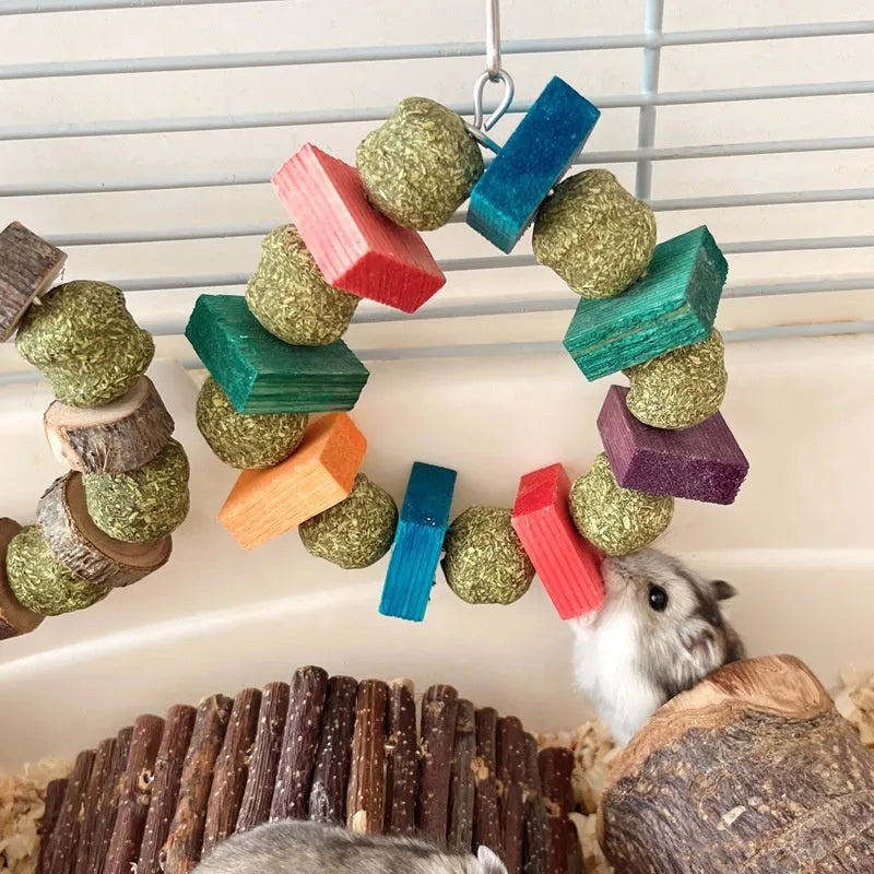 Hamster chew toy with Totoro decorative ring, straw ball, and applewood molar rod