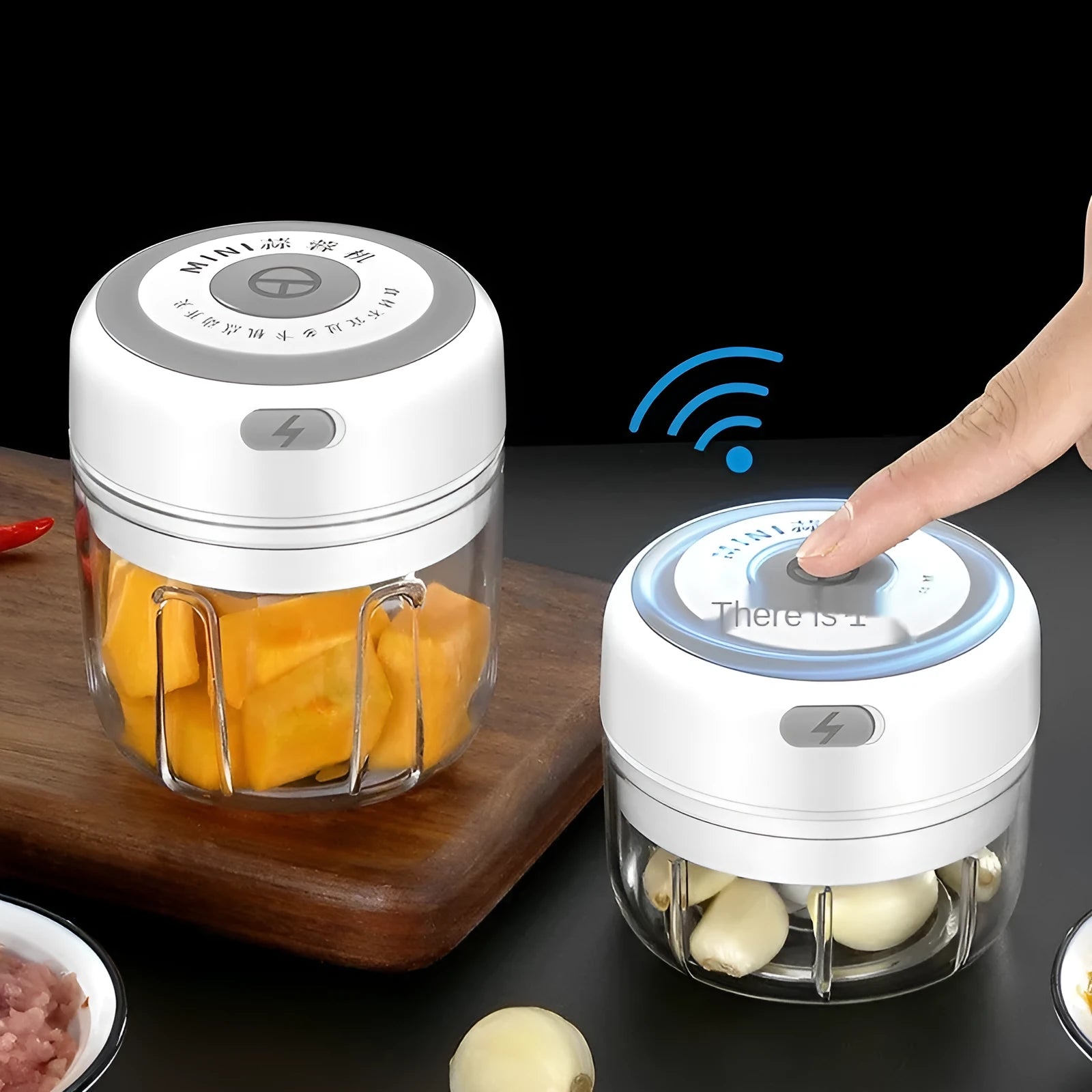 Wireless mini baby food processor in pink with USB charging, 304 stainless steel blade, 100ml or 250ml capacity