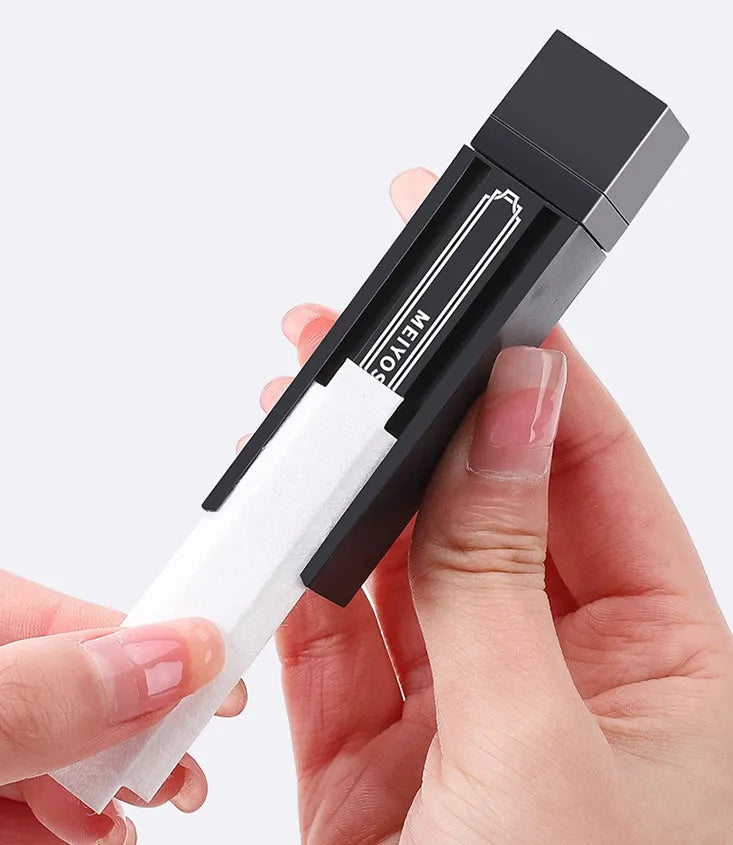 Disposable mobile phone screen cleaner kit with 40 cleaning sheets in black packaging