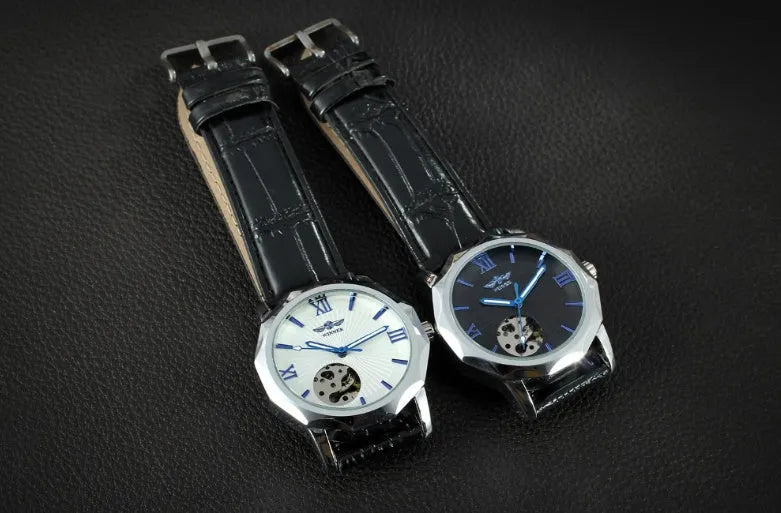 Aqua watch with black strap and white dial showing 4.2cm surface and slim profile