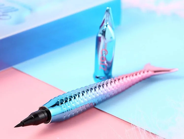 Mermaid Star black liquid eyeliner with precision applicator tip, 1.5 ml bottle