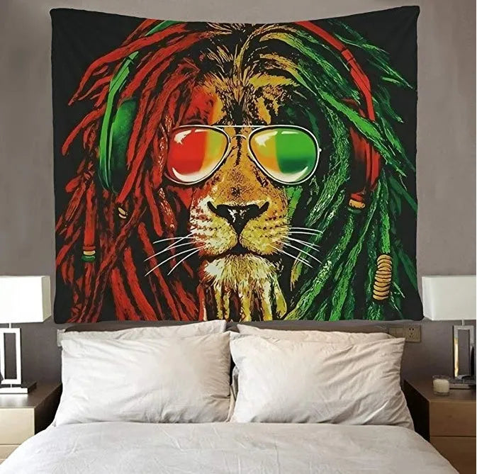 Lion tapestry wall hanging with lion king artwork in European style, polyester fabric, available in multiple sizes
