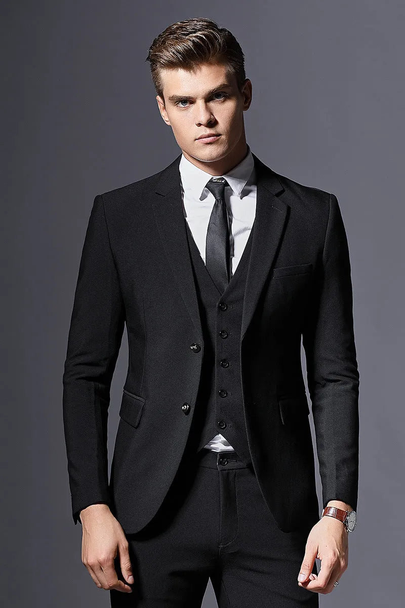 Men's slim fit three-piece suit set in black, acetate fibre blend, flat collar, back slit, size 48