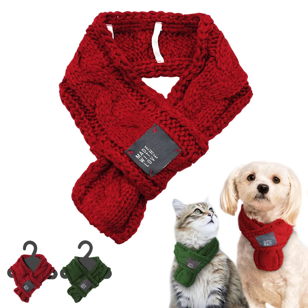 Wool pet scarf with bow tie for small dogs, puppies, cats and chihuahuas in green or red, sizes S and L