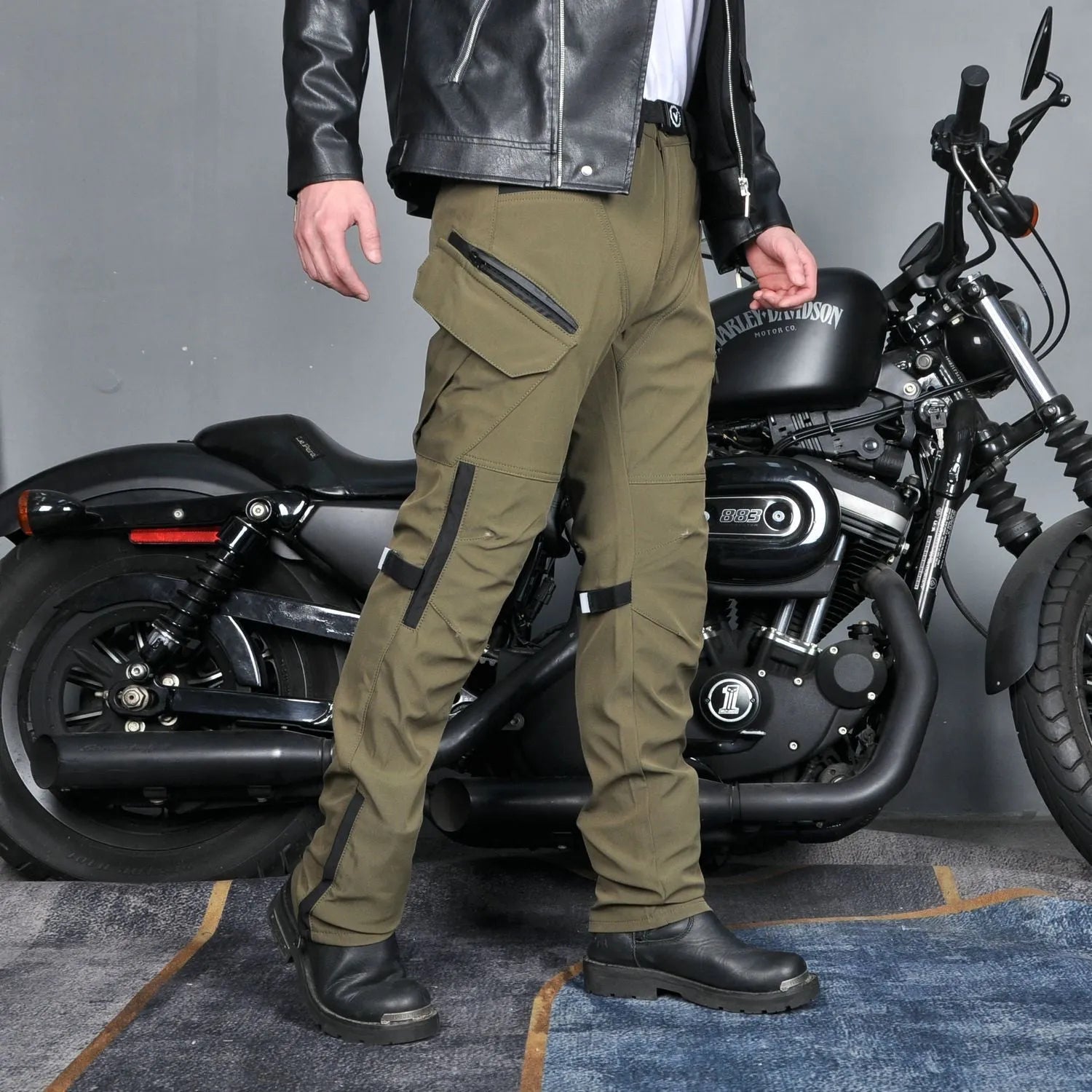 Motorcycle waterproof cycling trousers with protective gear set in black or green colour options