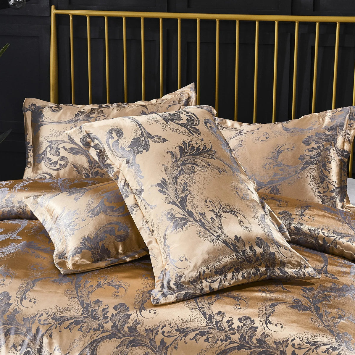 Three-piece polyester bedding set, reactive printed plain weave, sheet type, flower pattern in blue grey pink purple white