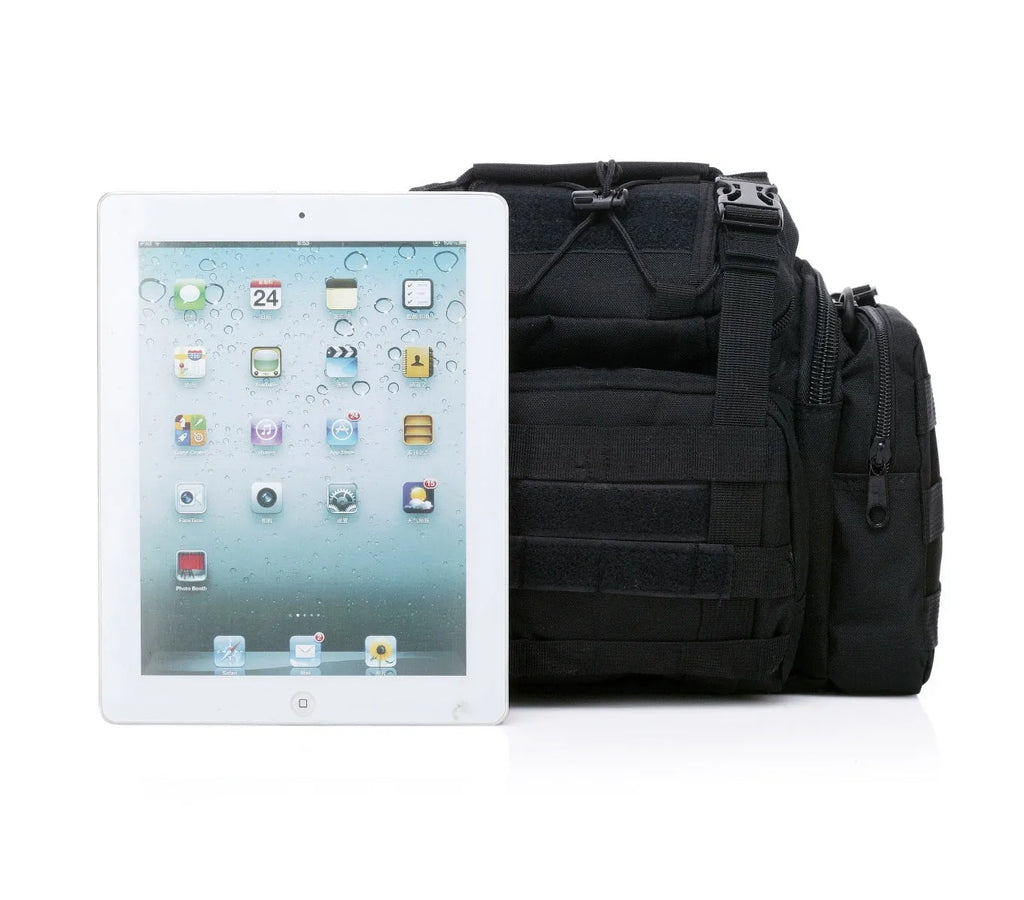Fishing bag 600D Oxford cloth 15L multi-function in black 30x18x20 cm
