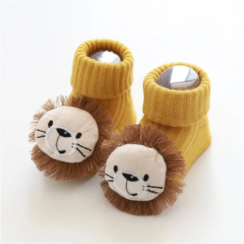 Baby socks in cotton with breathable sweat-absorbing features, available in multiple colours and XS S M sizes for infants