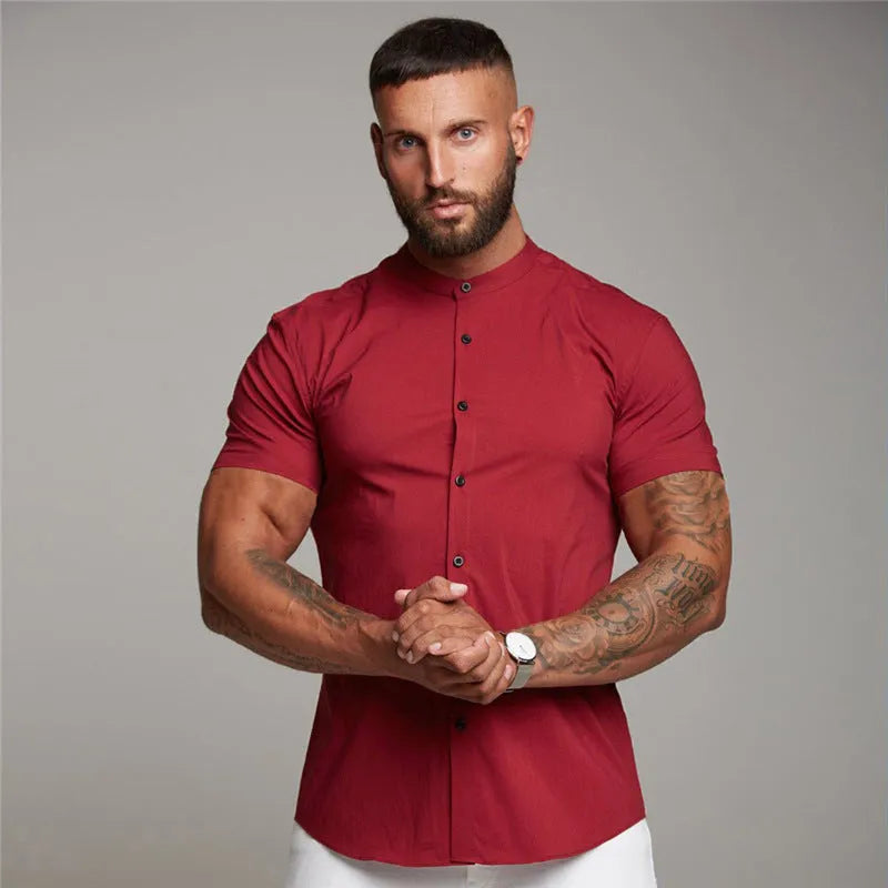 Men's short sleeve summer sports shirt in solid colour, slim fit polyester top