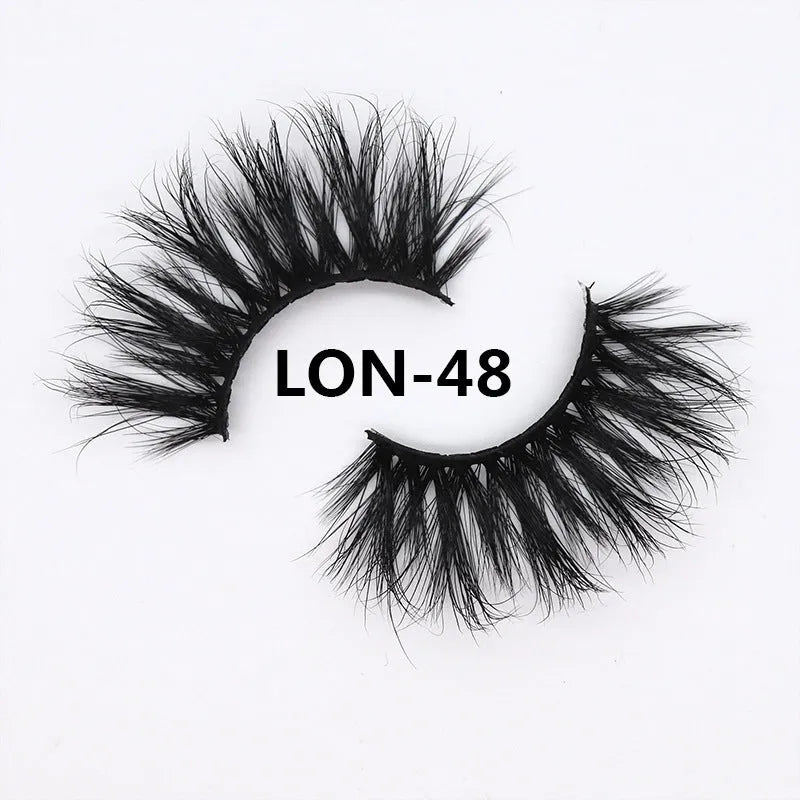 25MM3D mink false eyelashes in 25mm length on a white background showing soft 3D volume