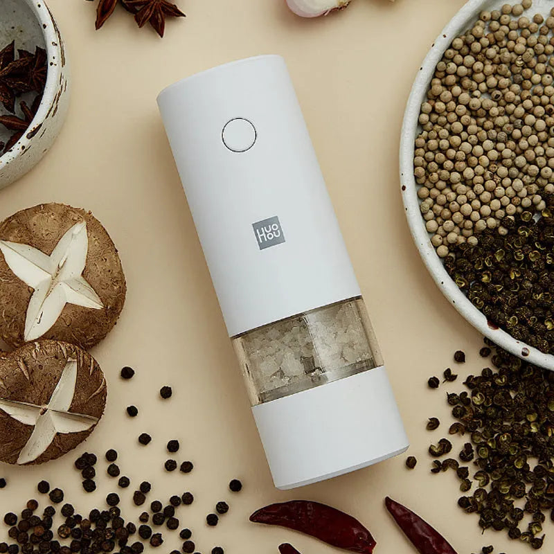 Black electric grinder for black pepper and sea salt with ceramic mechanism, 51.5x157mm, modern simple design