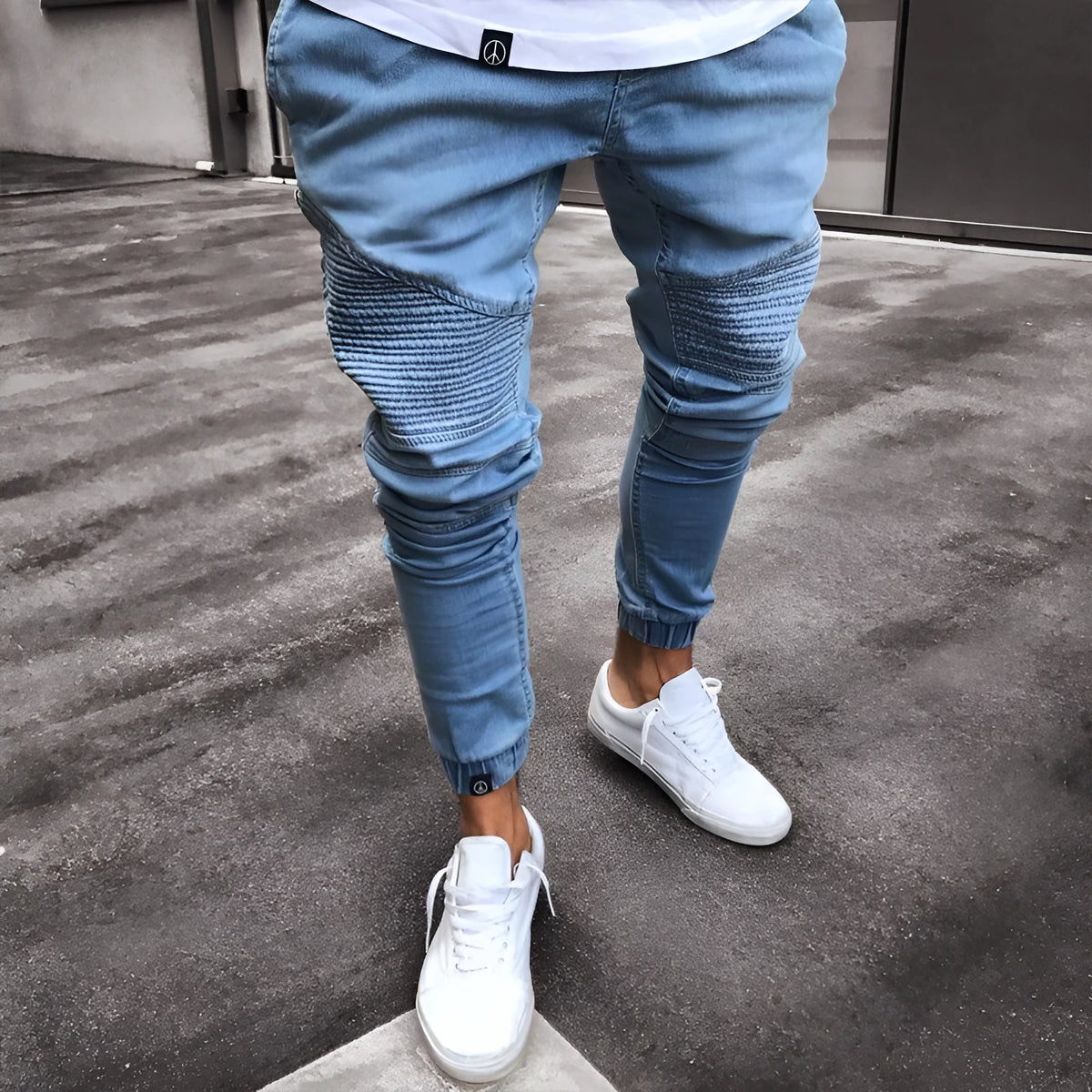 Men's stretchy ripped biker jeans, slim fit, black, with ripped knee detail, sizes S to 4XL.
