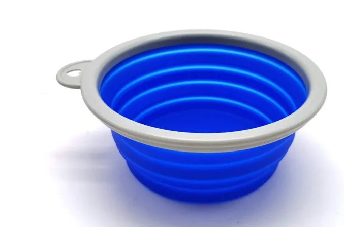 Retractable dog lead in blue, black or red with silicone folding bowl, 22x16x5.5cm