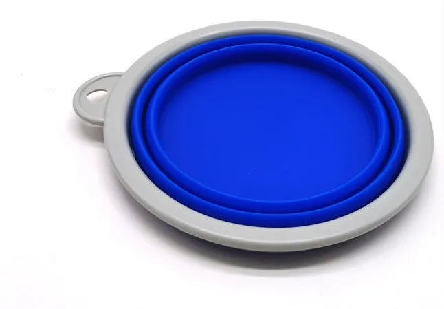 Retractable dog lead in blue, black or red with silicone folding bowl, 22x16x5.5cm