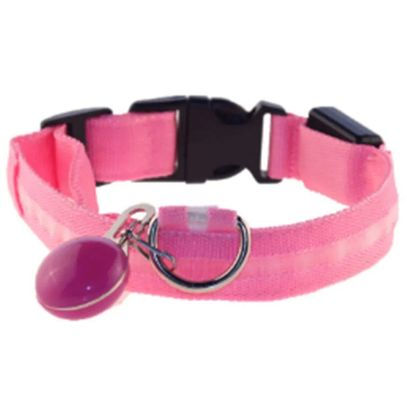 Luminous elastic dog collar with three flashing modes, available in six colours and sizes XS to XXL