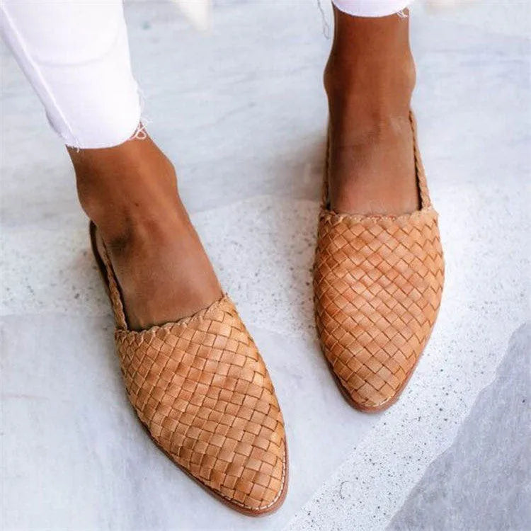 European style baotou flat sandals with buckle closure and pointed toe in various colours