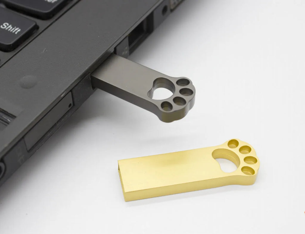Metal USB flash drive customised gift U Disk with USB 2.0 in Black, Gold or Silver, sizes 4GB to 128GB