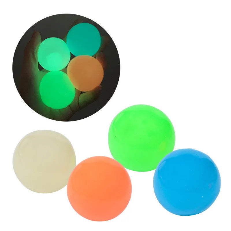 Luminous ceiling ball 4.5cm TPR sticky target toy in random colour for children's wall play
