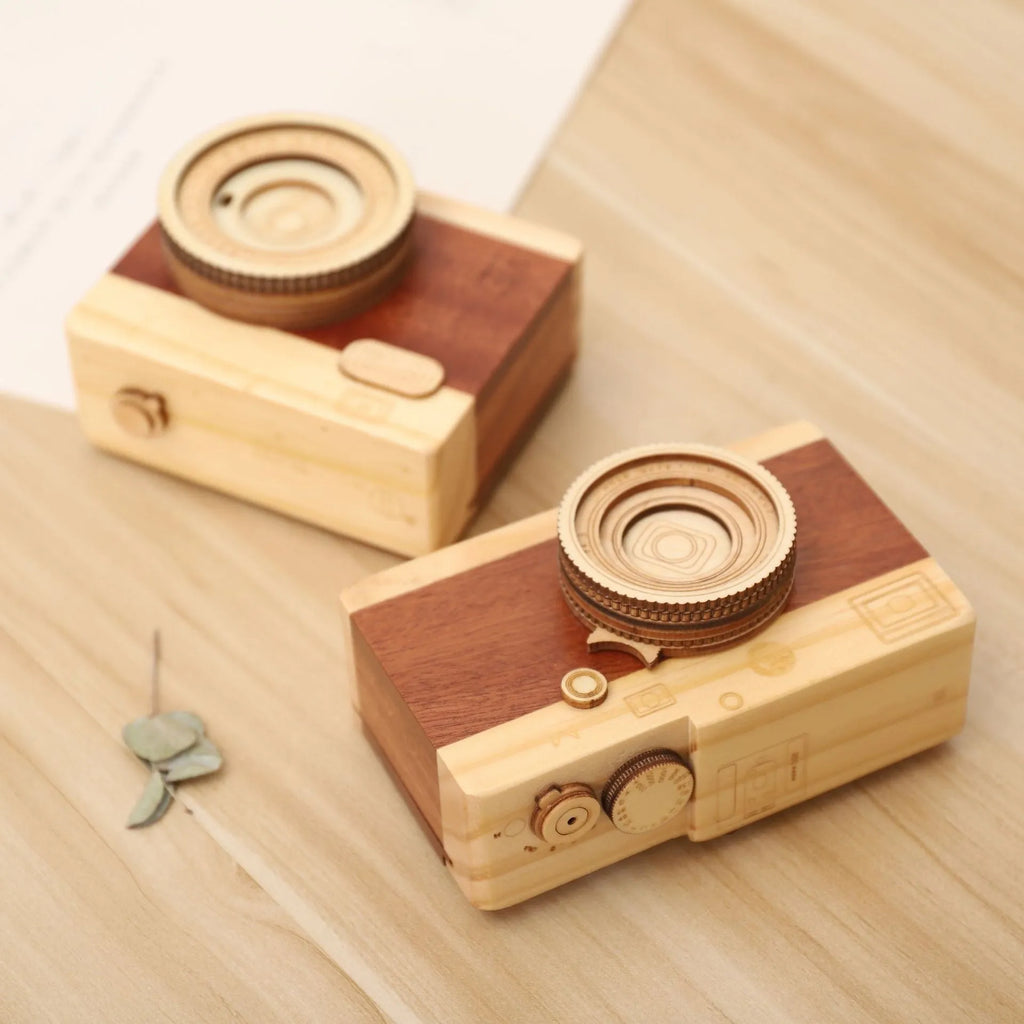 Wooden camera design music box with rotating mechanism in mini carton packaging
